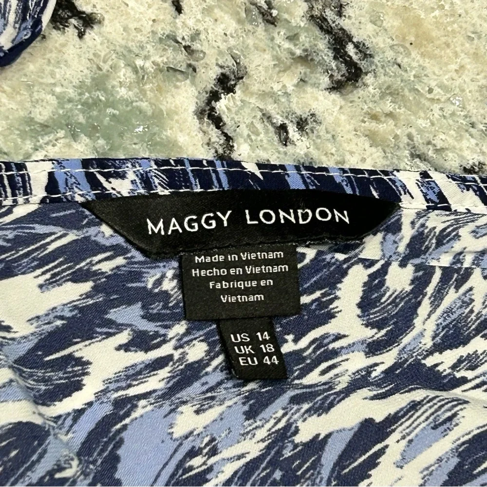 NWT Maggy London Ladies Size 14 Sleeveless Tiered Maxi Dress